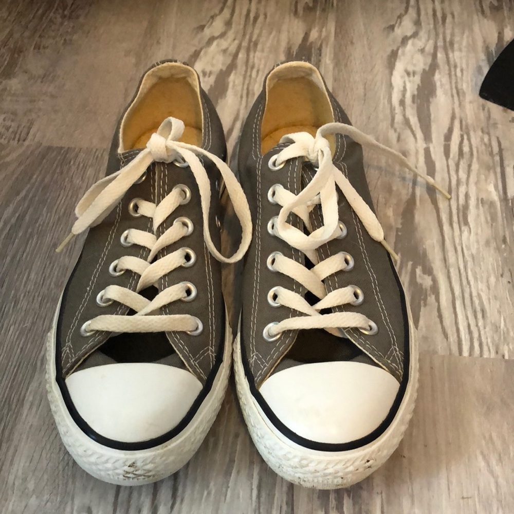 Converse grey All Stars women’s 7 mens 5